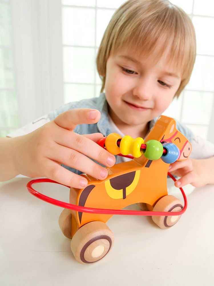 συρόμενο άλογο με ξύλινες χάντρες - iwood