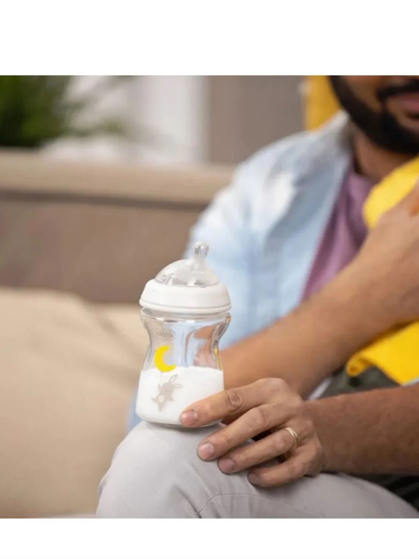 Chicco γυάλινο μπιμπερό natural feeling με θηλή σιλικόνης 250ml 0+ μηνών λευκό - Chicco