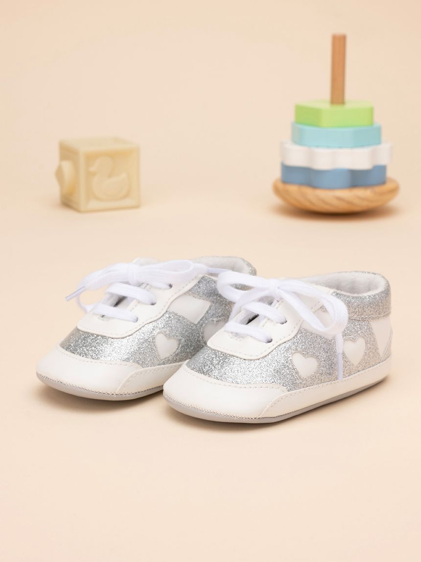 βρεφικά παπούτσια αγκαλιάς sneakers ασημένια με καρδούλες για κορίτσι - Prénatal