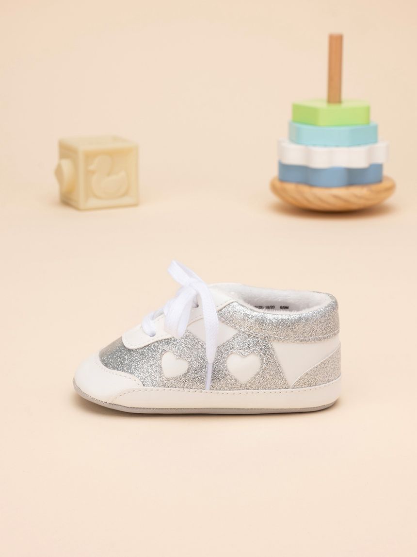 βρεφικά παπούτσια αγκαλιάς sneakers ασημένια με καρδούλες για κορίτσι - Prénatal