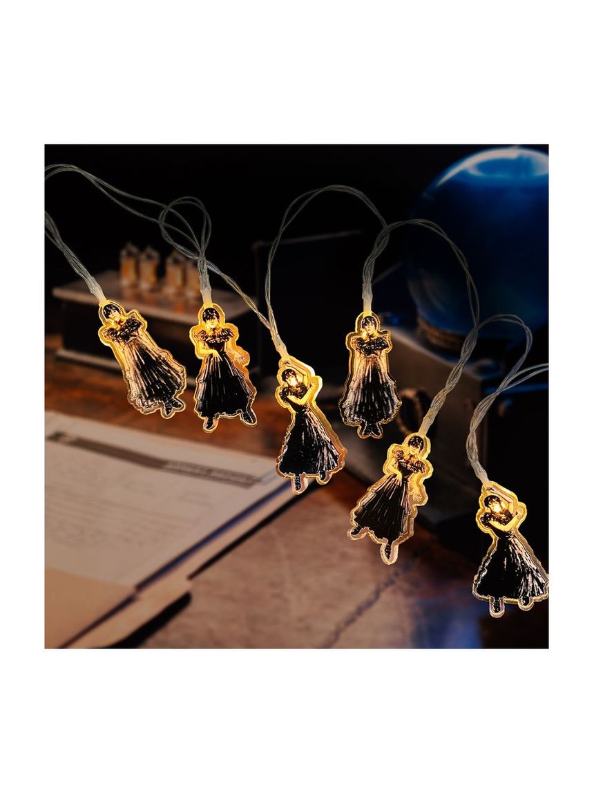 Wednesday light – string – dance pose - BLUE SKY
