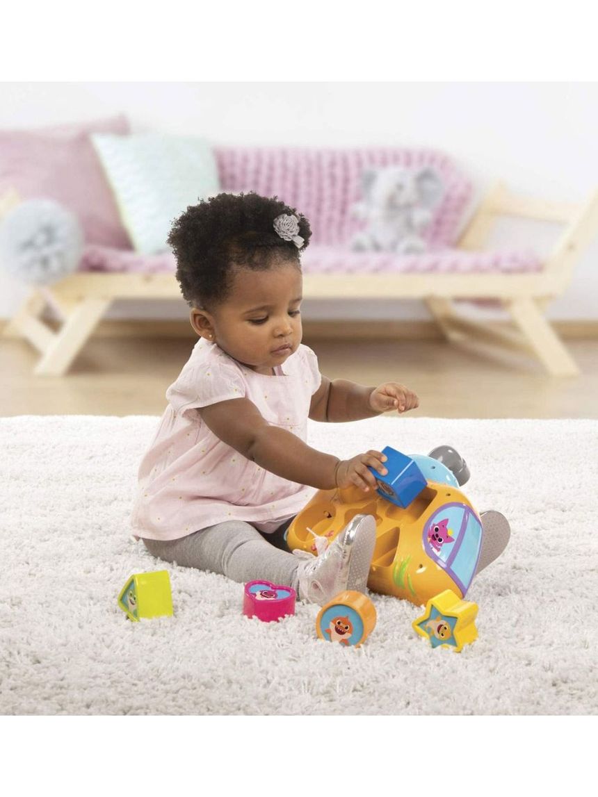 Baby shark μουσικό υποβρύχιο με σχήματα bah11000 - Giochi Preziosi