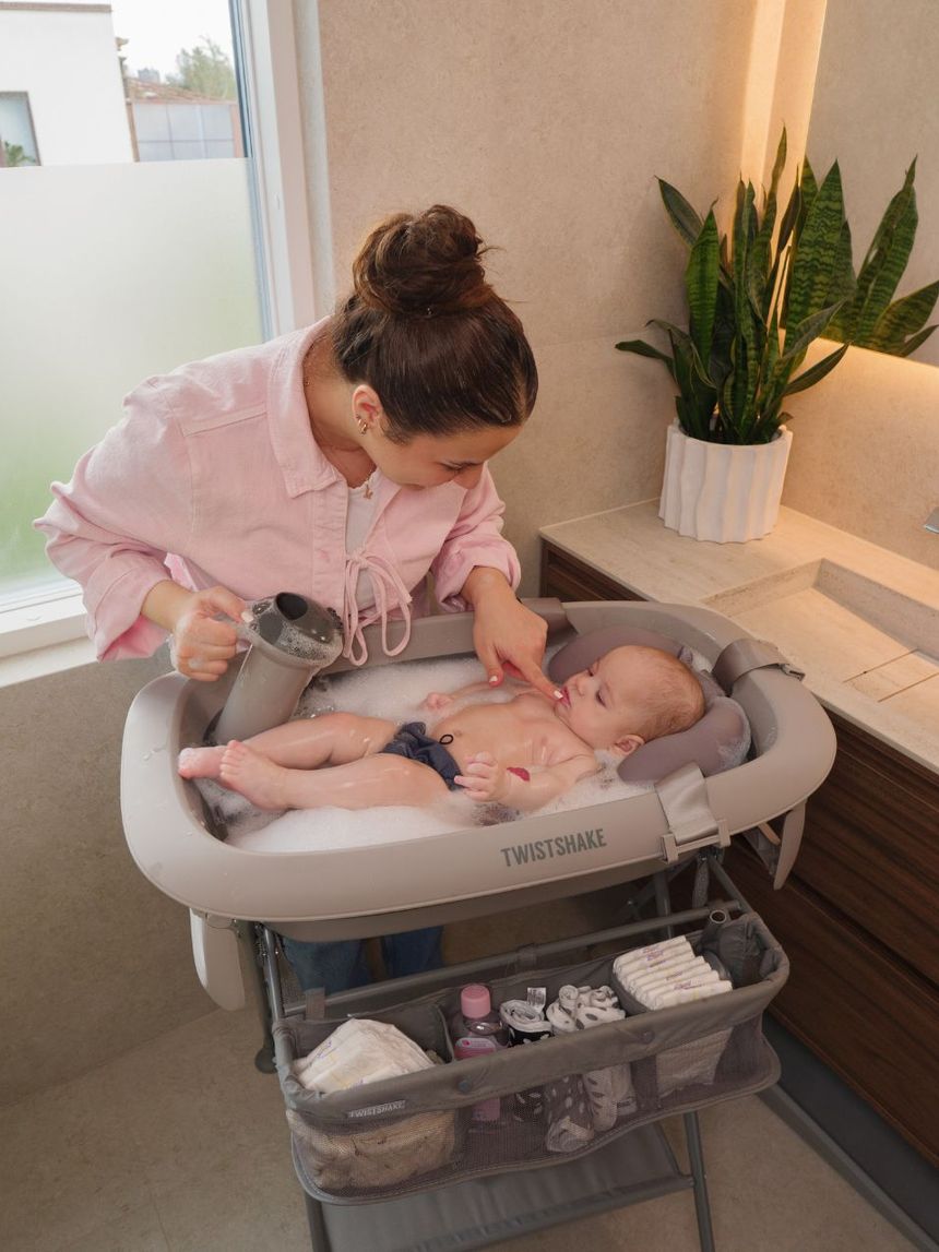 Twistshake βρεφικό μπανάκι με μειωτή και βοηθητική κανάτα faded grey 32-08-78146 - Twistshake