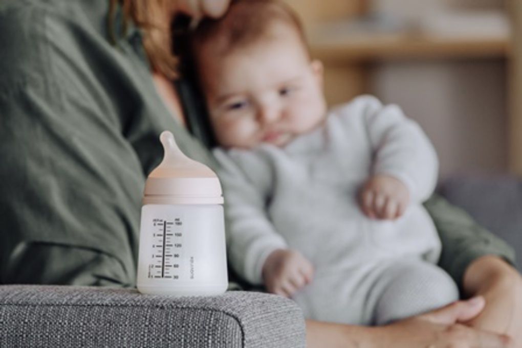 μπιμπερο zero.zero κατα των κολικων 180ml προσαρμοσιμη ροη - Suavinex