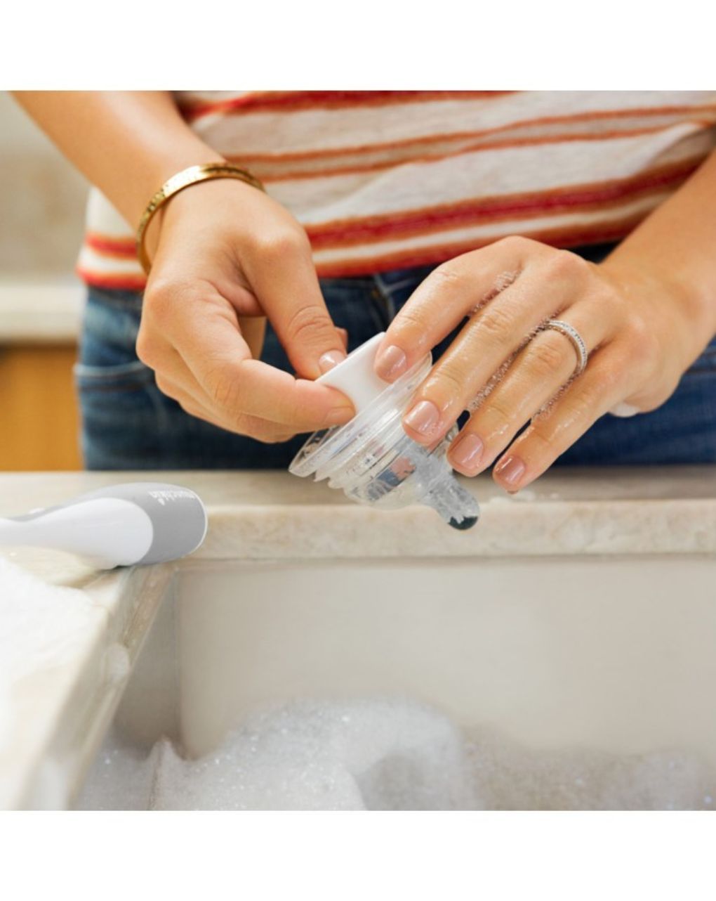 Munchkin βουρτσάκι καθαρισμού για μπιμπερό-θηλές 11096 (2 χρώματα) - Munchkin