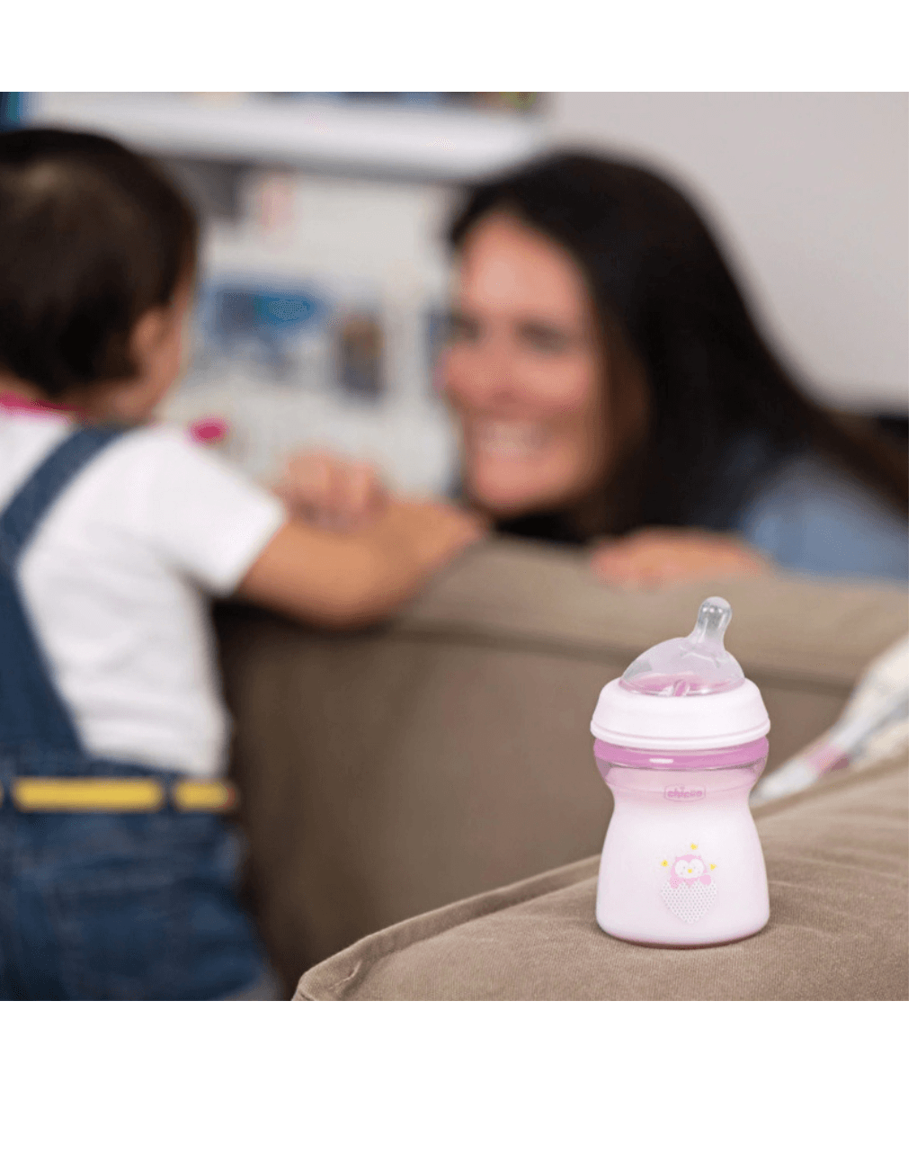 Chicco πλαστικό μπιμπερό natural feeling 250ml με θήλη σιλικόνης μέτριας ροής 2m+ ροζ a60-80825-11 - Chicco