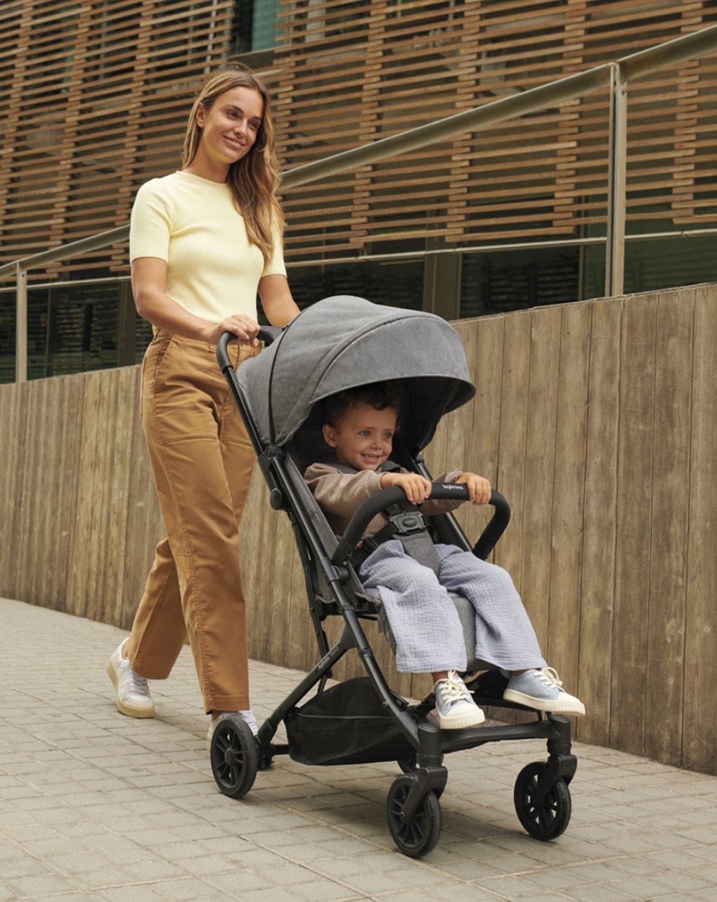 Inglesina ελαφρύ καρότσι περιπάτου sketch nero grey - Inglesina