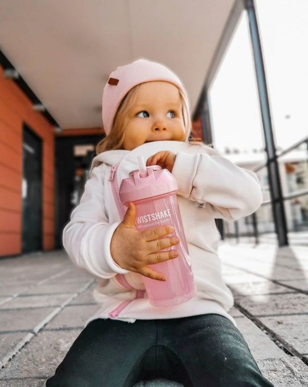 Twistshake κύπελλο straw cup 360ml 6m+ pastel pink 32-08-78588 - Twistshake