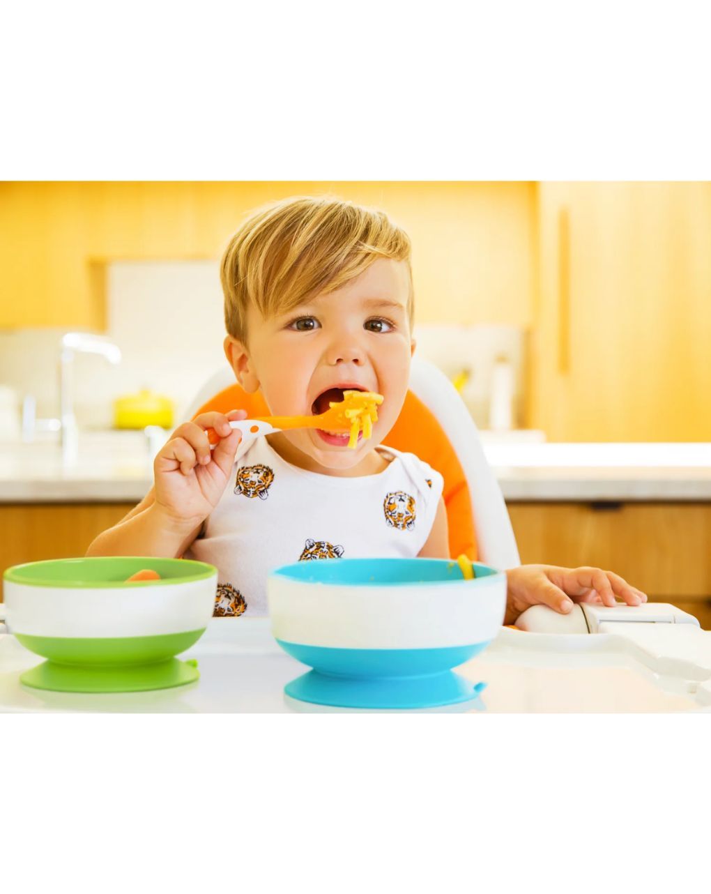 Munchkin πολύχρωμα μπολ φαγητού με βεντούζα stay put suction bowls 6m+ - Munchkin