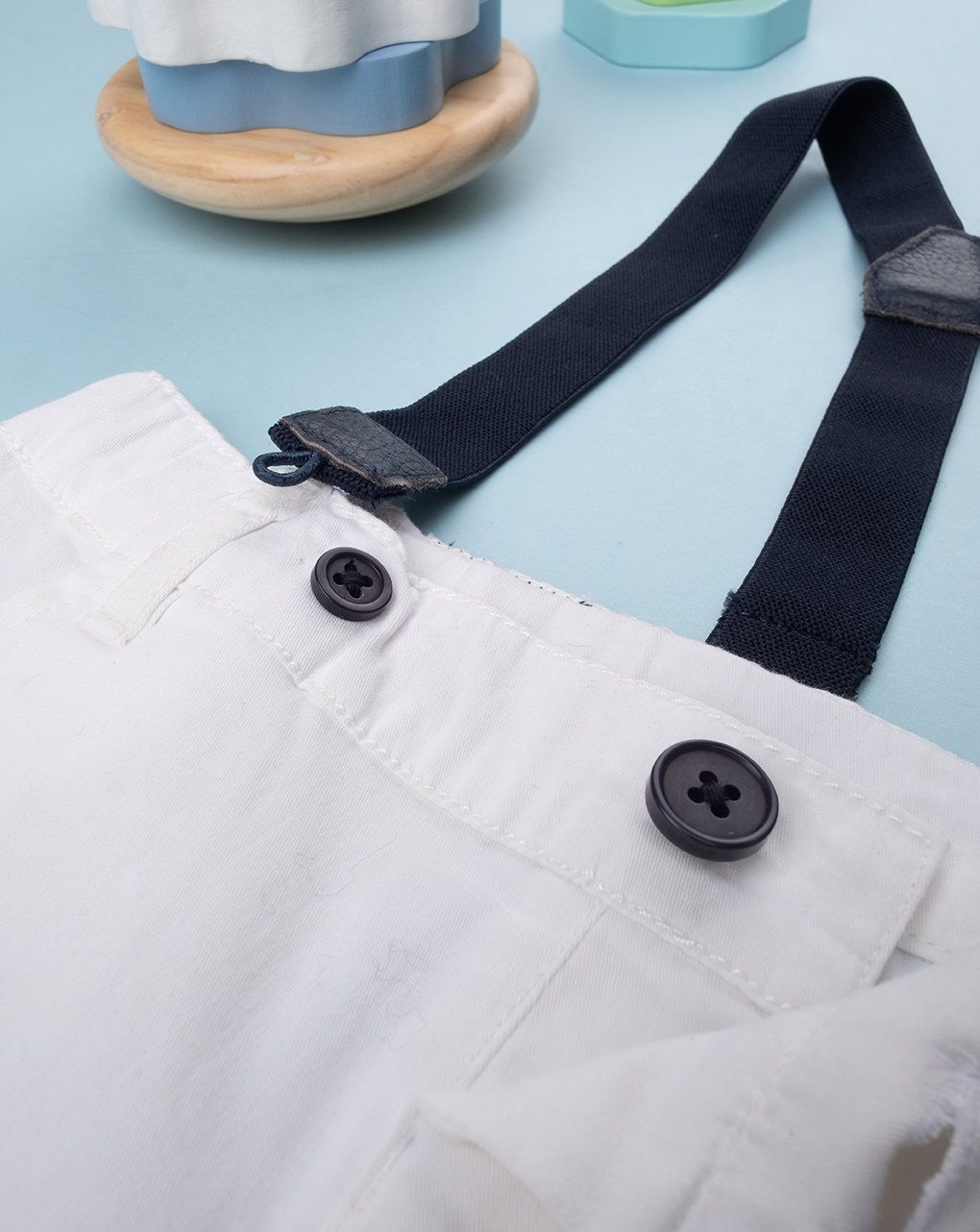 βρεφικό σορτσάκι twill λευκό με τιράντες για αγόρι - Prénatal