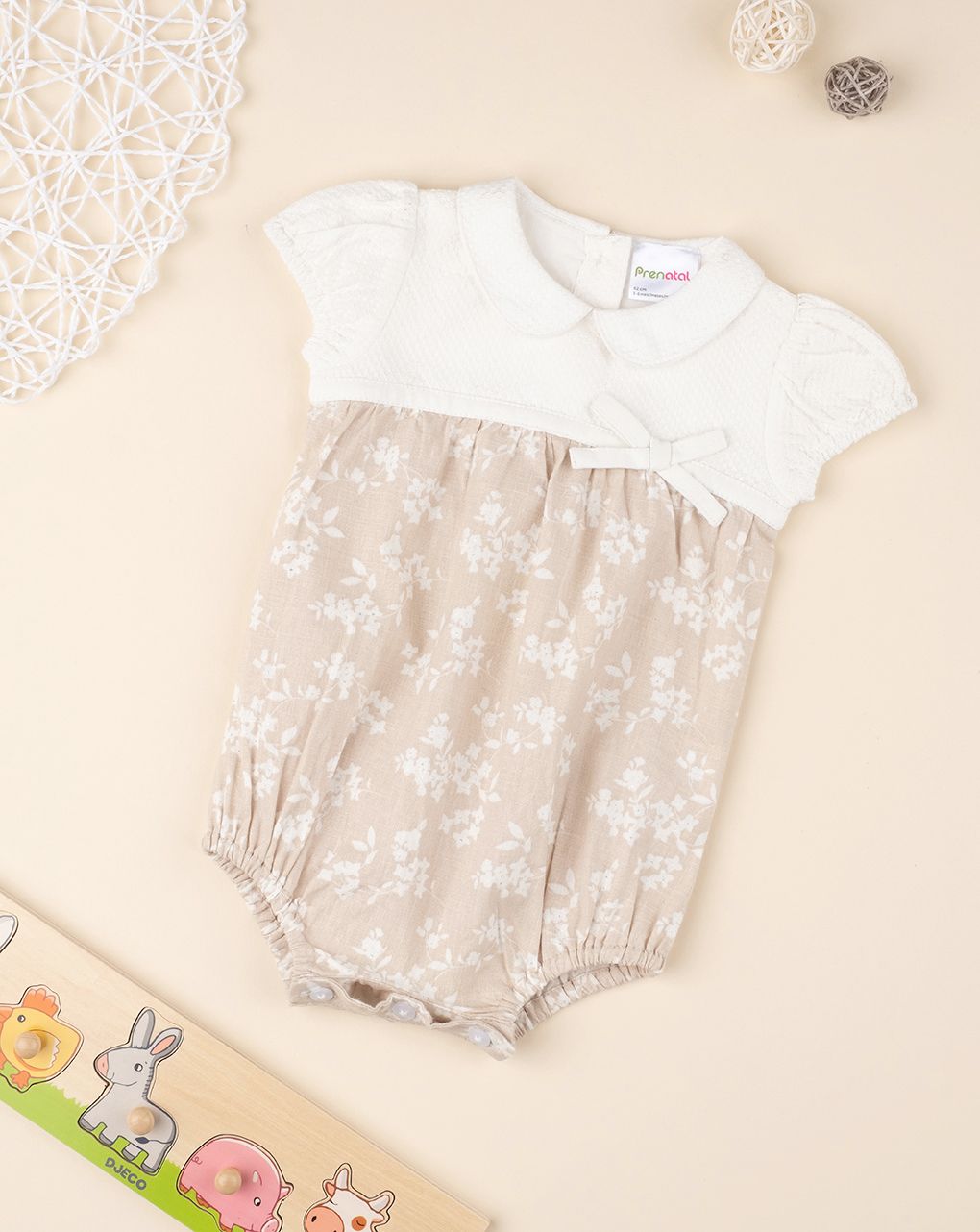βρεφικό φορμάκι μπεζ λινό με λουλούδια για κορίτσι - Prénatal