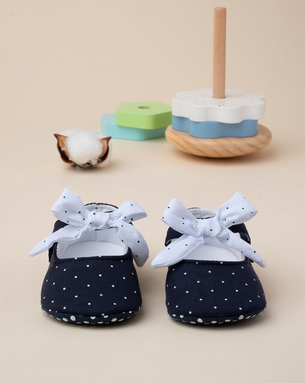 βρεφικά παπουτσάκια αγκαλιάς μπλε πουά για κορίτσι - Prénatal