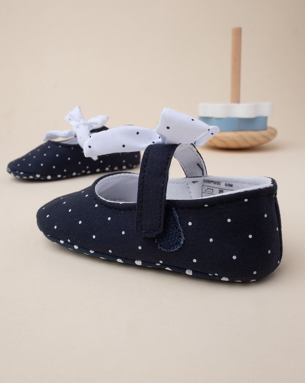 βρεφικά παπουτσάκια αγκαλιάς μπλε πουά για κορίτσι - Prénatal