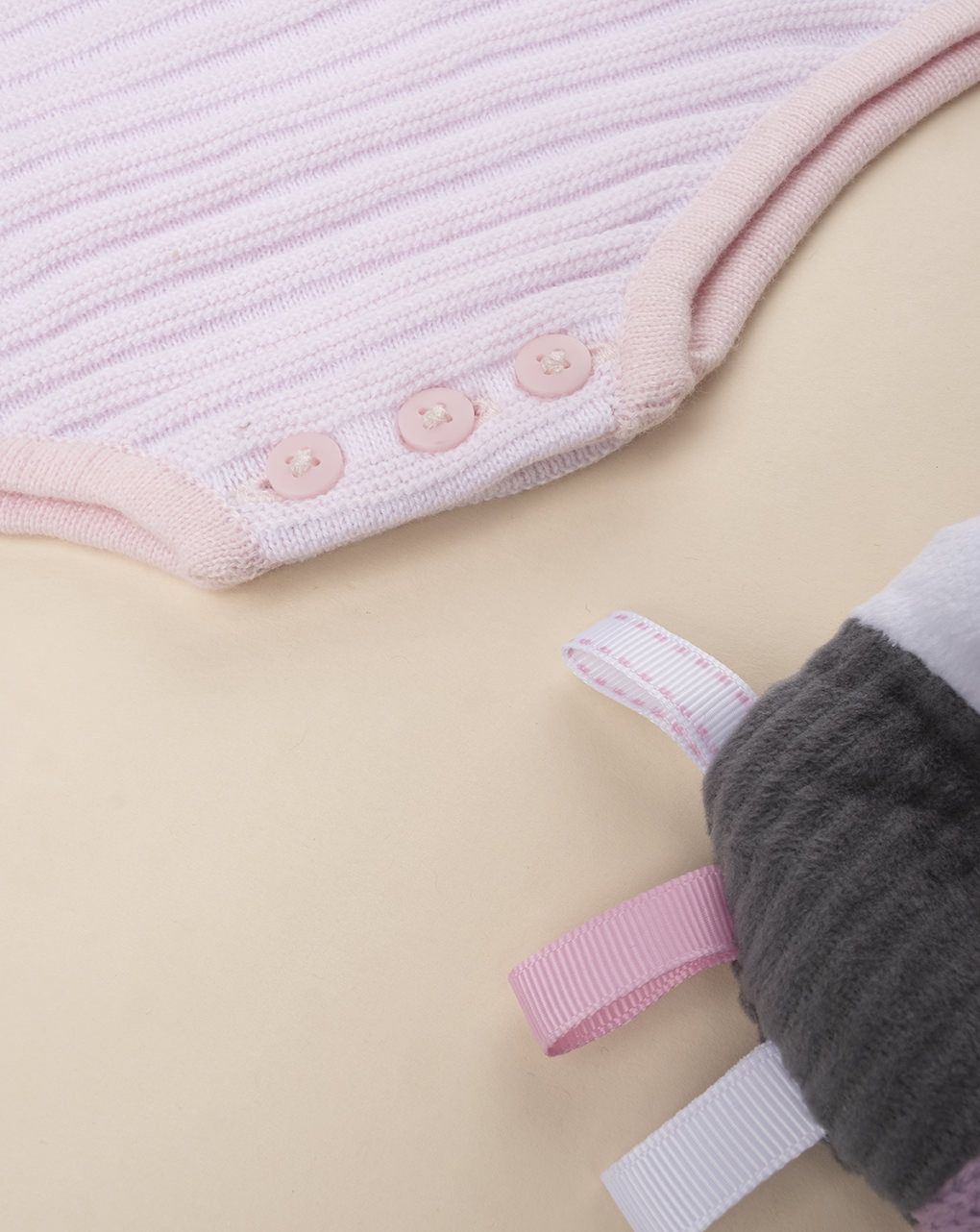 βρεφικό φορμάκι πλεκτό ροζ για κορίτσι - Prénatal