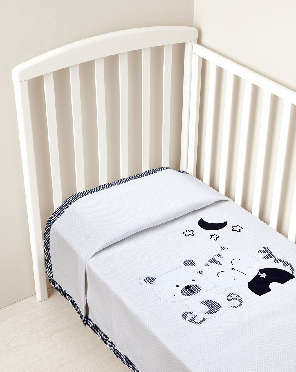 κουβέρτα για κρεβάτι πικέ