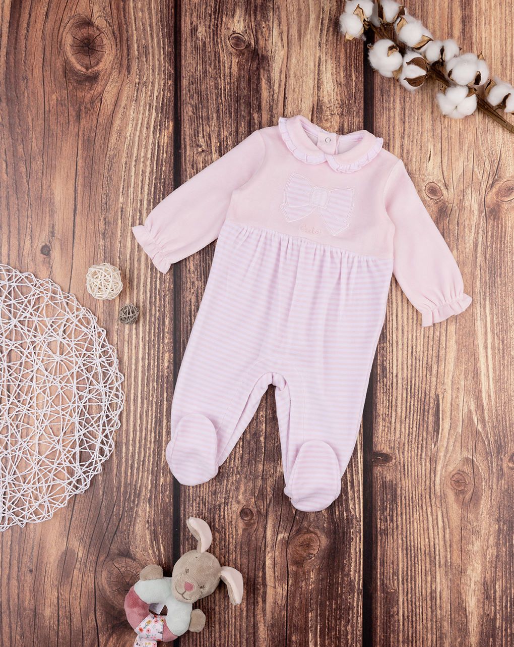 βρεφικό φορμάκι σενίλ με φιογκάκι για κορίτσι