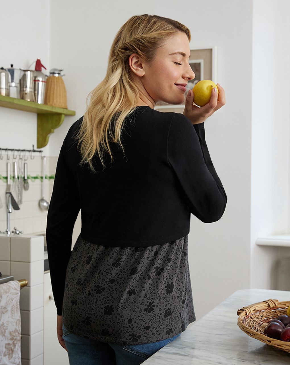 γυναικεία μπλούζα εγκυμοσύνης/θηλασμού μαύρη φλοράλ - Prénatal