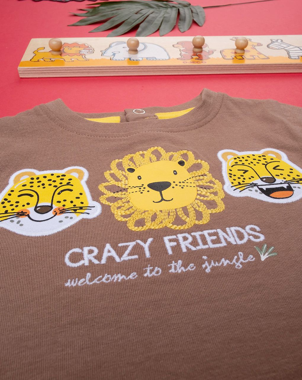 βρεφικό t-shirt καφέ με ζώα ζούγκλας για αγόρι - Prénatal