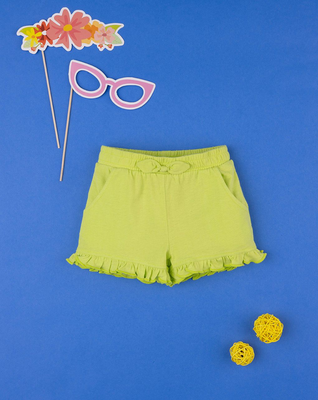 βρεφικό σορτσάκι λαχανί με βολάν για κορίτσι