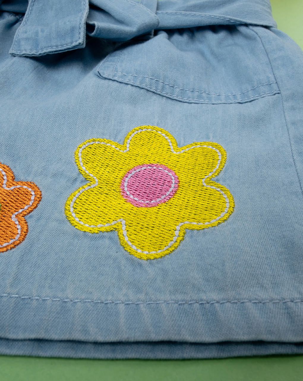 βρεφικό τζιν σορτσάκι με λουλούδια για κορίτσι - Prénatal