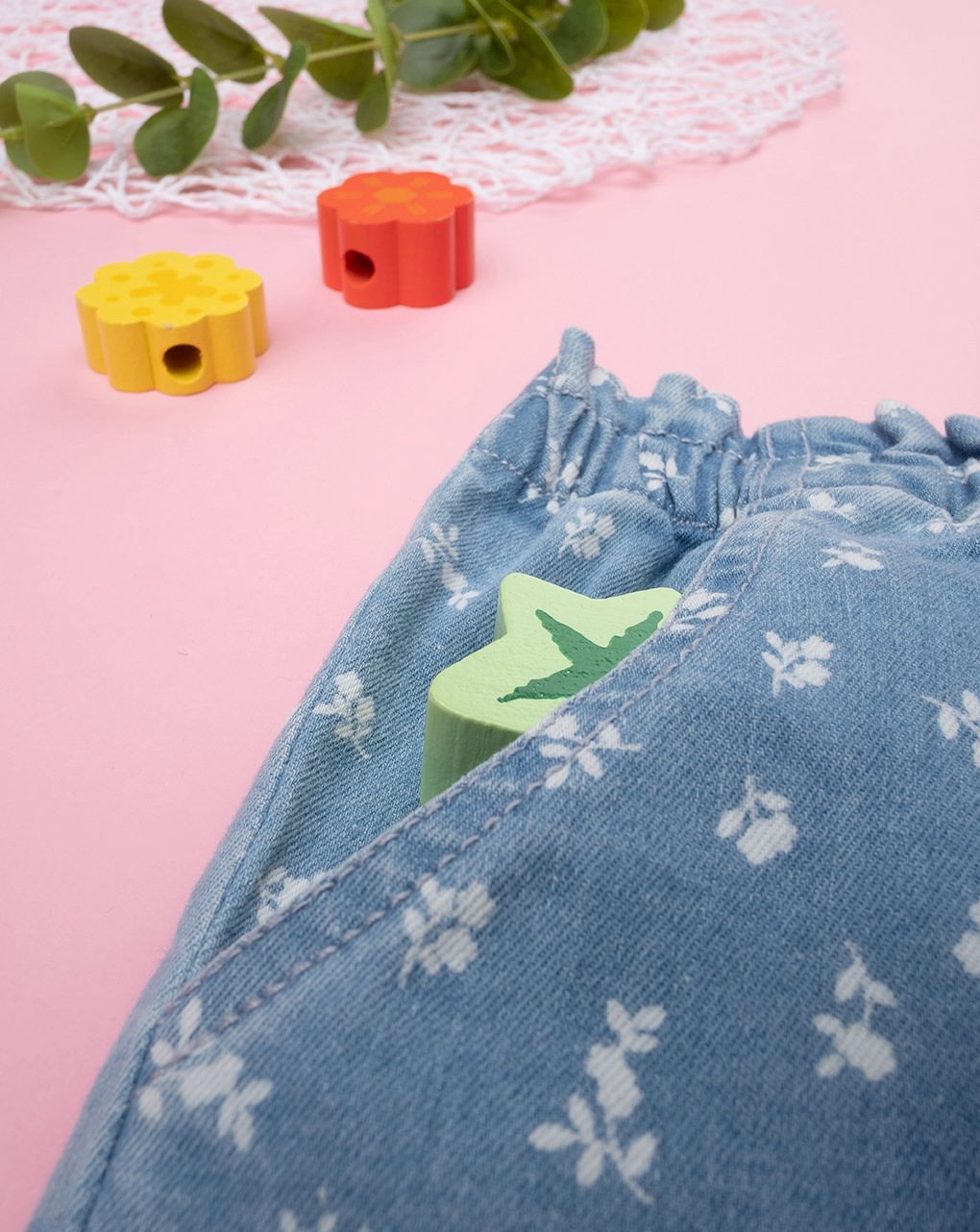 παιδικό τζιν παντελόνι μπλε φλοράλ για κορίτσι - Prénatal