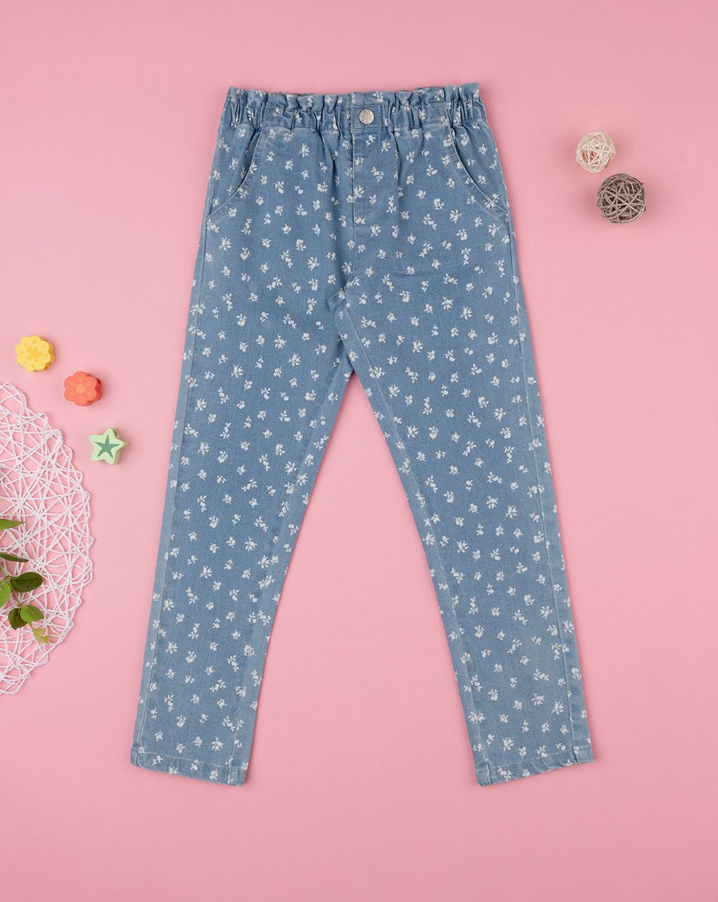 παιδικό τζιν παντελόνι μπλε φλοράλ για κορίτσι