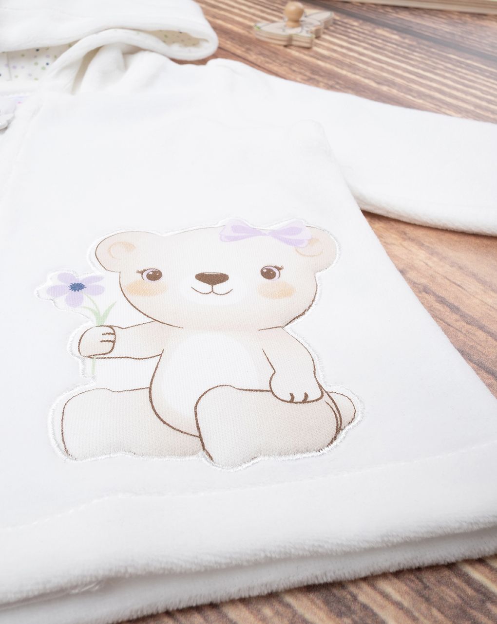 βρεφικό ζακετάκι σενίλ λευκό με αρκουδάκι για κορίτσι - Prénatal