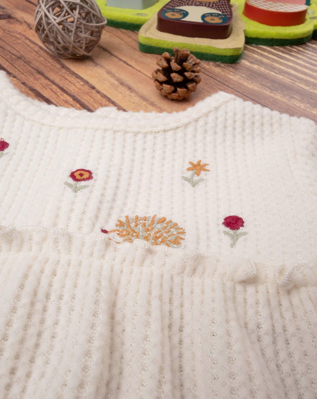 βρεφική μπλούζα γκοφρέ κρεμ με λουλούδια για κορίτσι - Prénatal