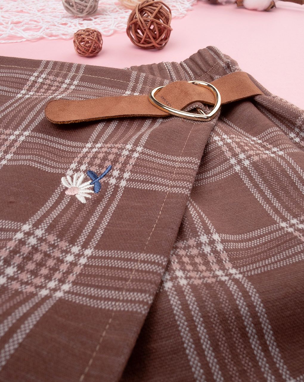 παιδικό σορτσάκι καφέ ριγέ με κεντήματα για κορίτσι - Prénatal