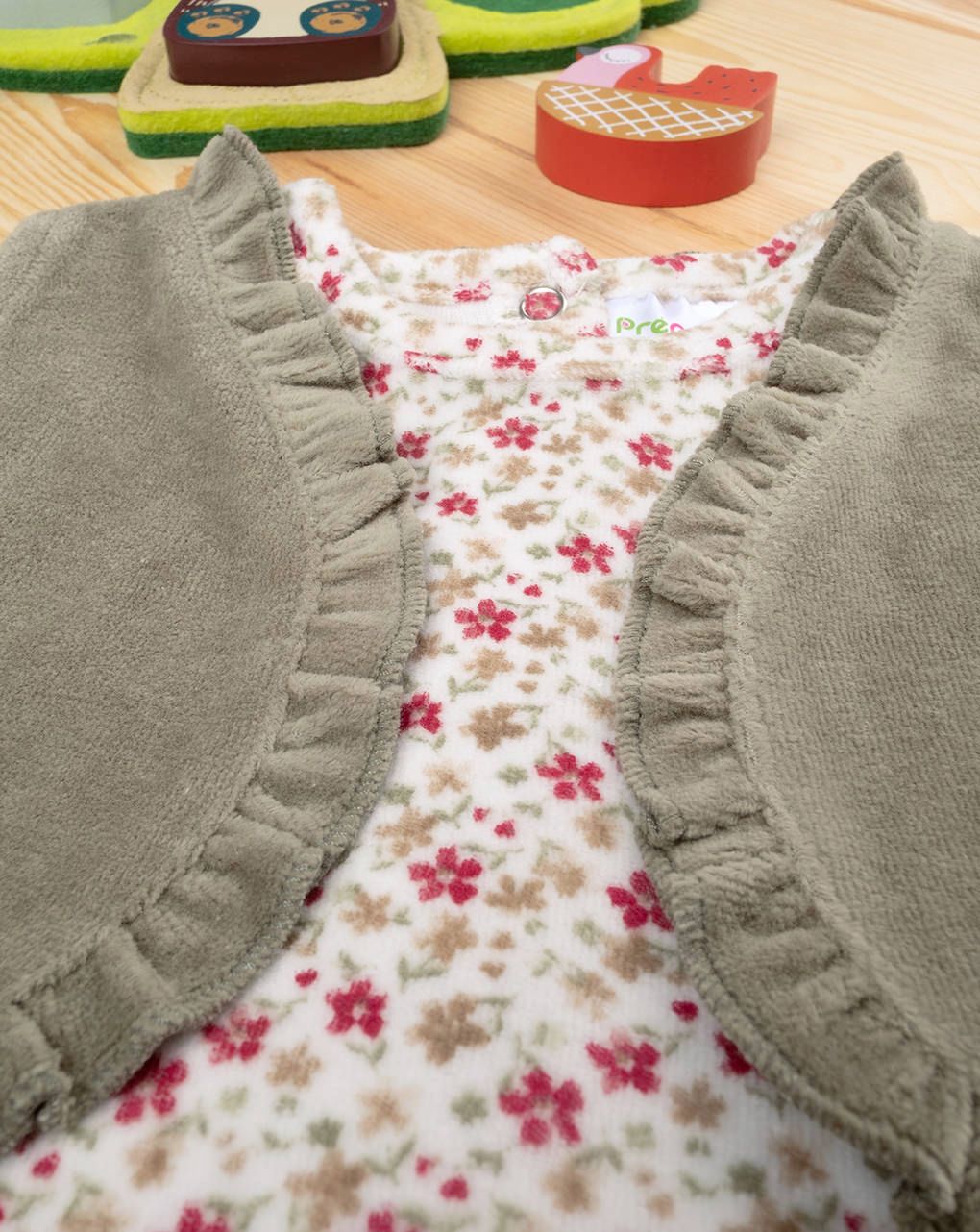 βρεφικό σετ φόρεμα, γιλέκο και καλσόν φλοράλ για κορίτσι - Prénatal