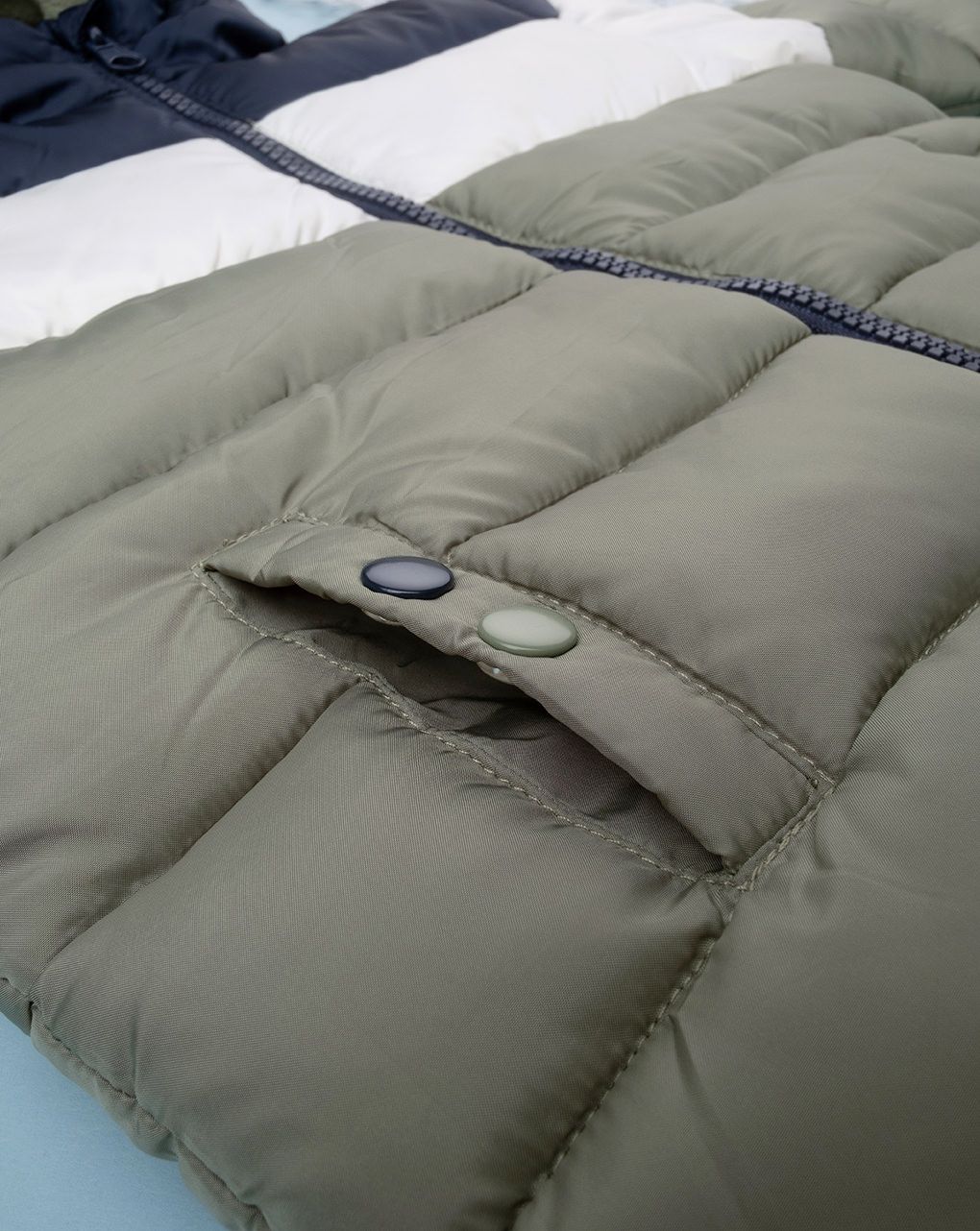 βρεφικό μπουφάν puffer colorblock χακί/μπλε για αγόρι - Prénatal