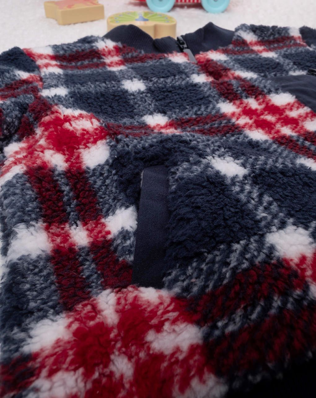 βρεφικό χνουδωτό τζάκετ καρό για αγόρι - Prénatal