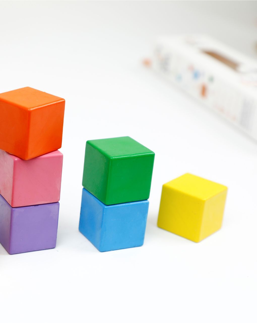 Haku yoka 6 cube crayons - rainbow colour cp223092 - HAKU YOKA