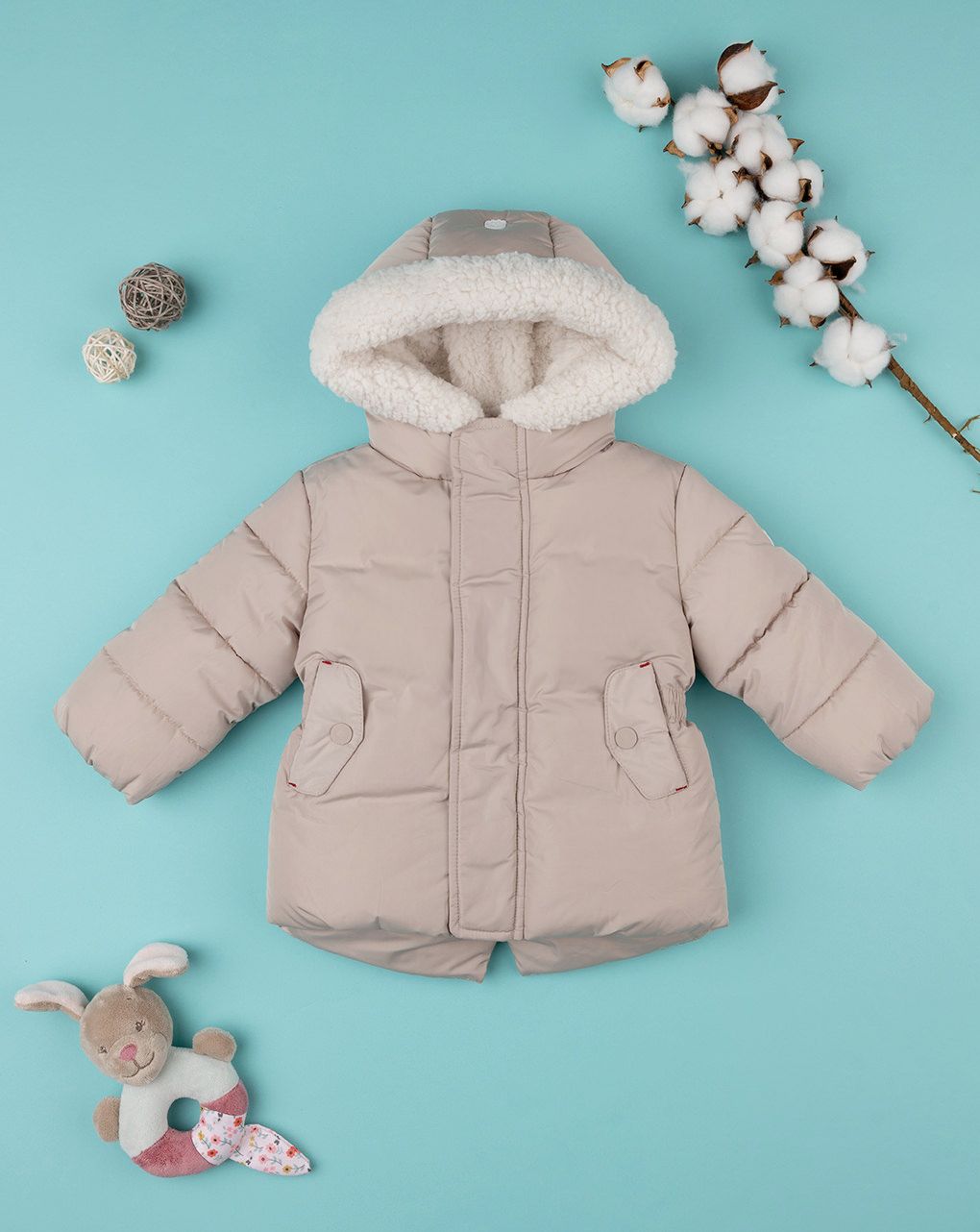 βρεφικό μπουφάν puffer μπεζ με φιογκάκια για κορίτσι