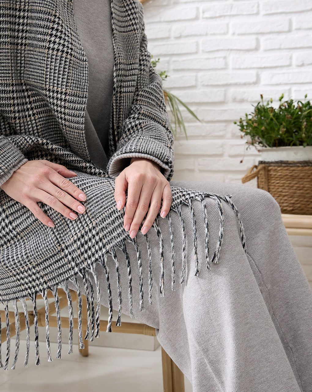 γυναικεία μακριά ζακέτα καρό μαύρο/άσπρο - Prénatal