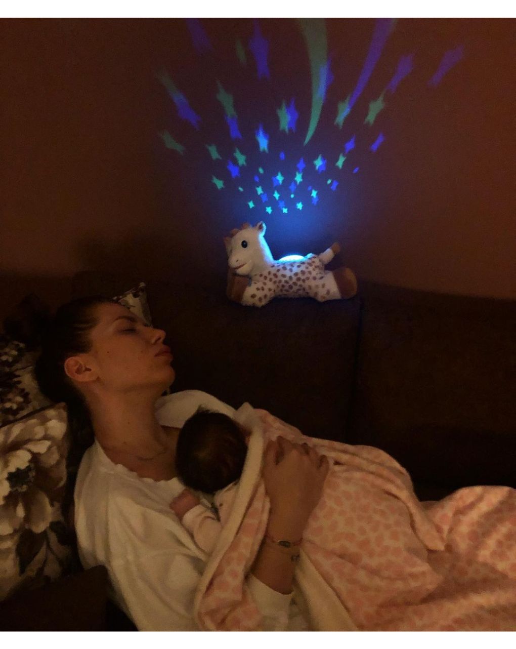 Sophie la girafe προτζέκτορας με φωτισμό και ήχους για νανούρισμα s850739 - SOPHIE LA GIRAFE