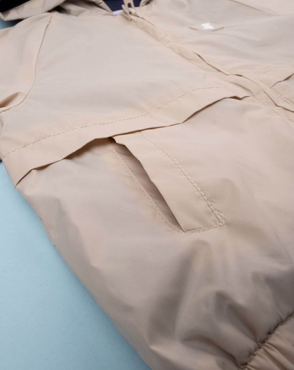 βρεφικό αντιανεμικό μπουφάν μπεζ με δεινόσαυρο για αγόρι - Prénatal