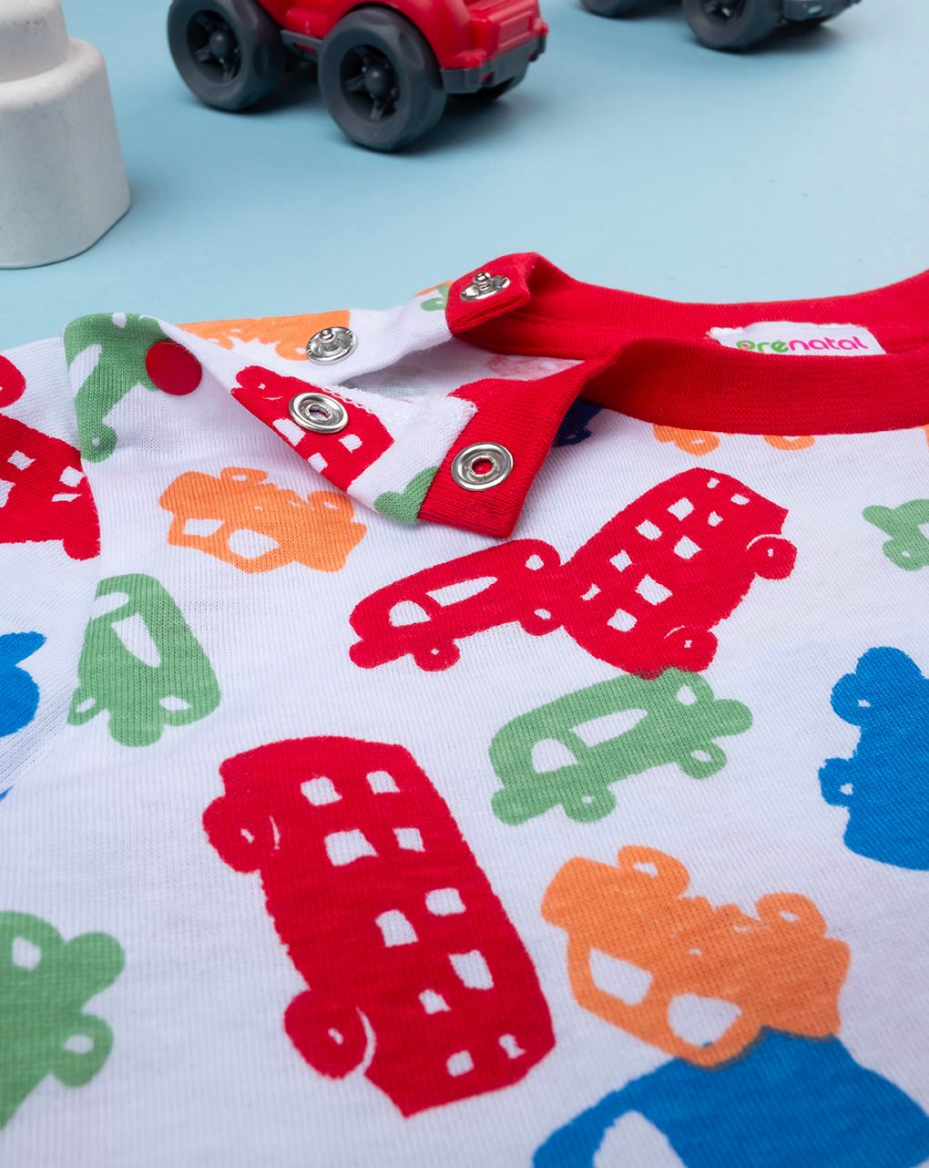 βρεφική πιτζάμα λευκή/κόκκινη με οχήματα για αγόρι - Prénatal
