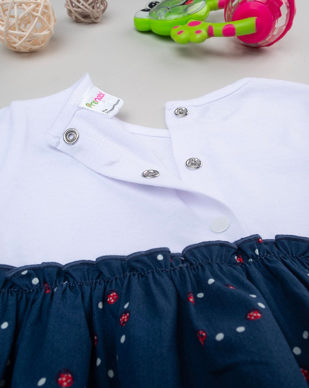 βρεφικό φόρεμα λευκό/μπλε με πασχαλίτσες για κορίτσι - Prénatal