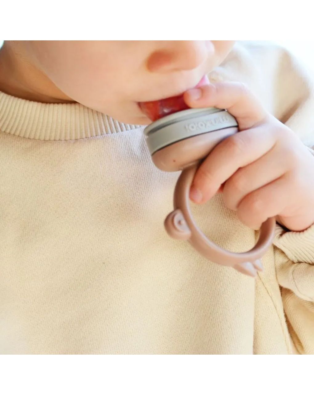 Minikoioi feeder + μασητικό σιλικόνης bubble beige/powder grey 0424-101130008 - MinikOiOi