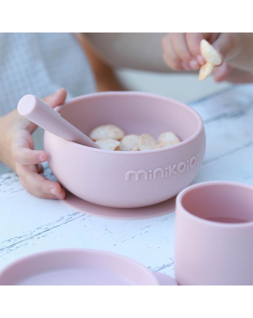 Minikoioi blw σετ i μπολ φαγητού από σιλικόνη με κουπάκι και κουταλάκι 6m+ pink 0907-101070055 - MinikOiOi