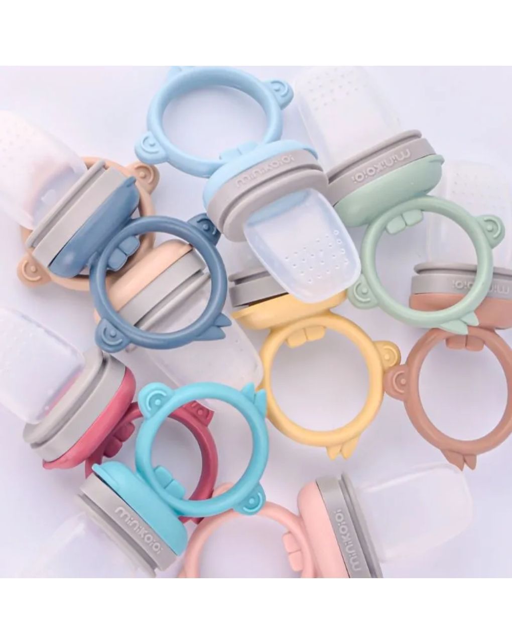 Minikoioi feeder + μασητικό σιλικόνης bubble beige/powder grey 0424-101130008 - MinikOiOi