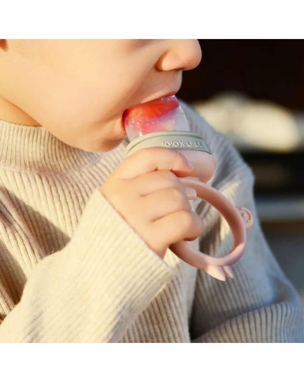 Minikoioi feeder + μασητικό σιλικόνης bubble beige/powder grey 0424-101130008 - MinikOiOi