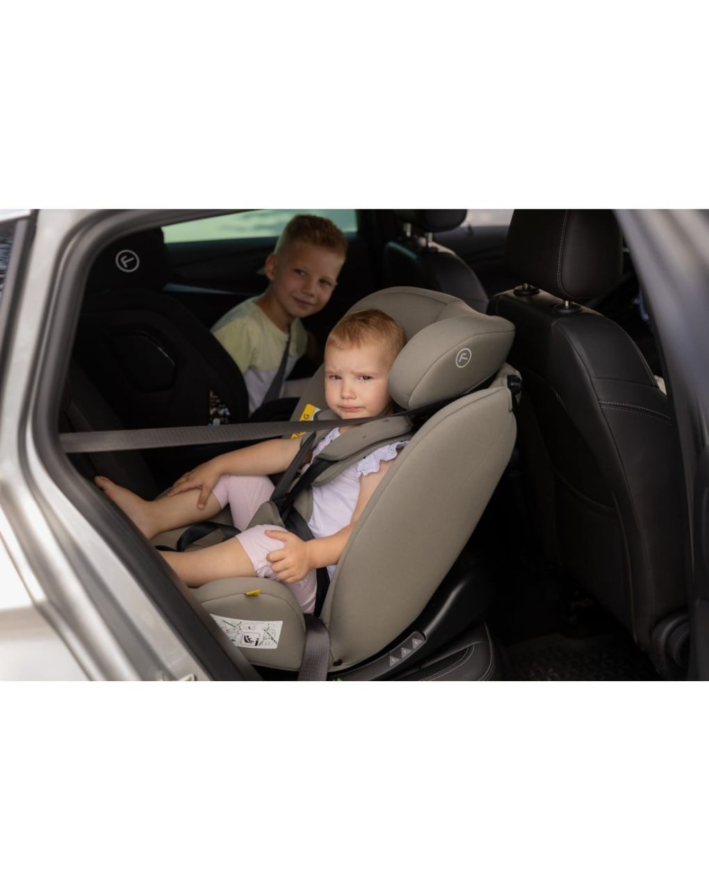Freeon κάθισμα αυτοκινήτου i-size pollo (40-150cm) black 82542 - Freeon