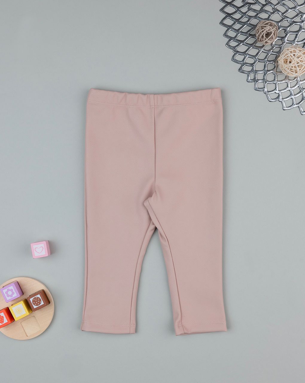 βρεφικό κολάν από δερματίνη ροζ για κορίτσι