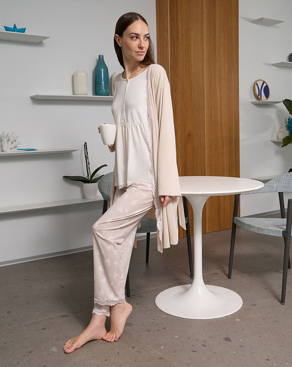 γυναικείο νυχτικό εγκυμοσύνης/θηλασμού μπεζ με δαντέλα