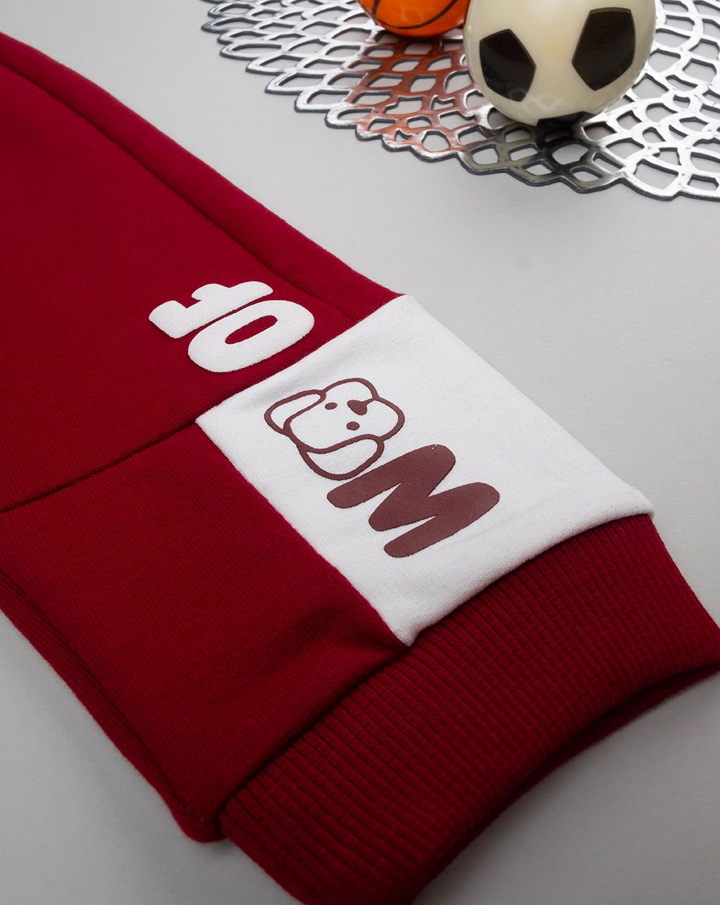 βρεφικό παντελόνι φούτερ μπορντώ με σκυλάκι για αγόρι - Prénatal