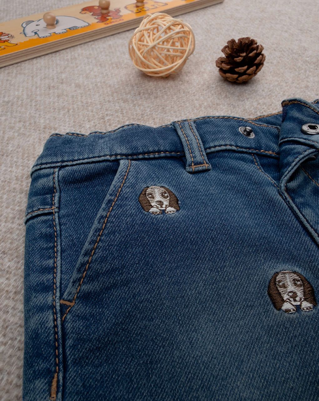βρεφικό τζιν παντελόνι μπλε με σκυλάκια για αγόρι - Prénatal