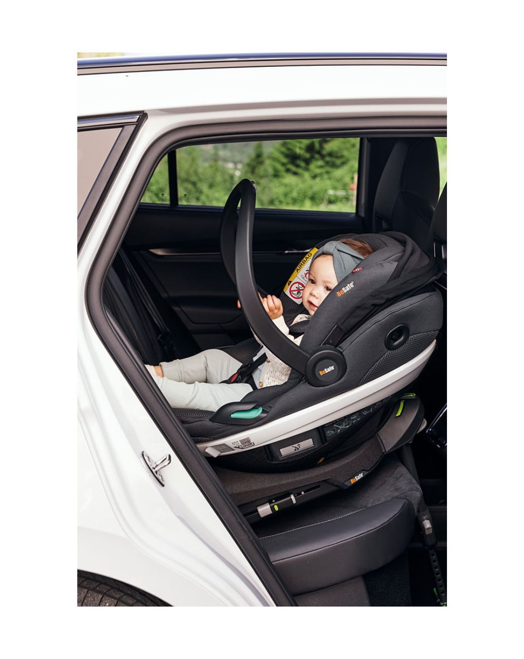 Besafe κάθισμα αυτοκινήτου go beyond i-size (40-87cm) black cab 11036236.fbc - Be Safe