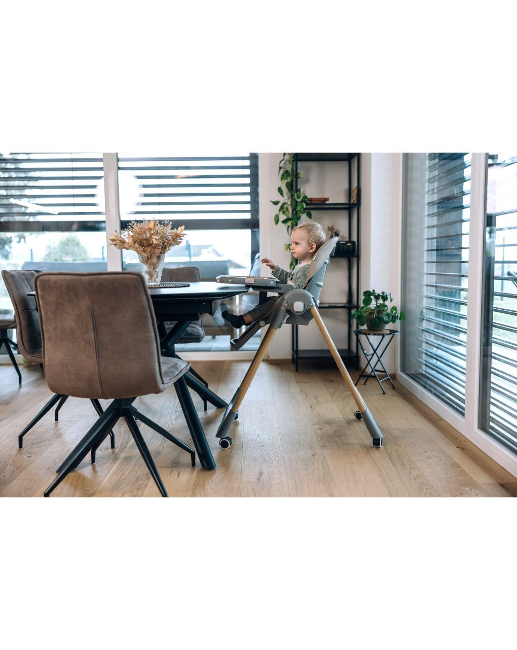 Freeon καρεκλάκι φαγητού kai brown 82696 - Freeon